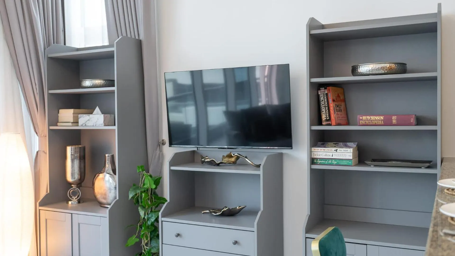 Dazzling Studio In Business Bay With Stunning Views Dubai