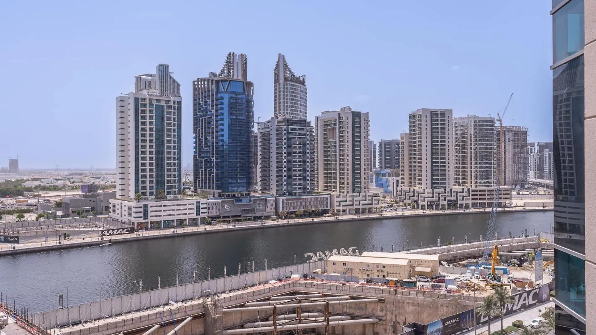 Dazzling Studio In Business Bay With Stunning Views Dubai Apartment